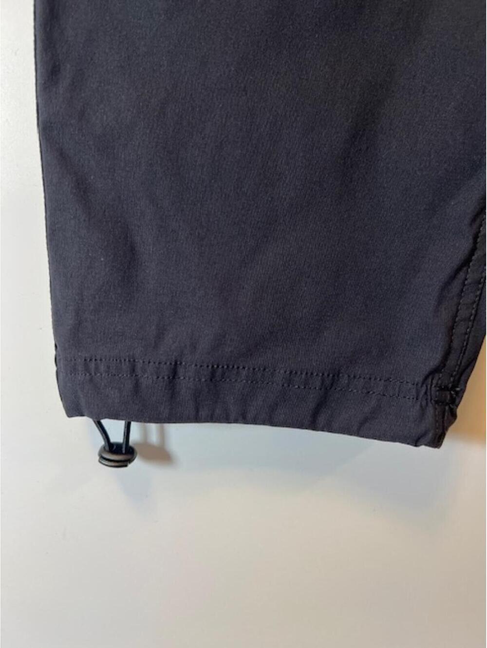 EDDIE BAUER RAINIER Black Capris - Picture 5 of 7